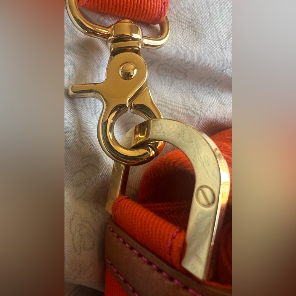 Tory Burch orange NYC Nolita/Meatpacking messenger crossbody - Picture 6 of 12